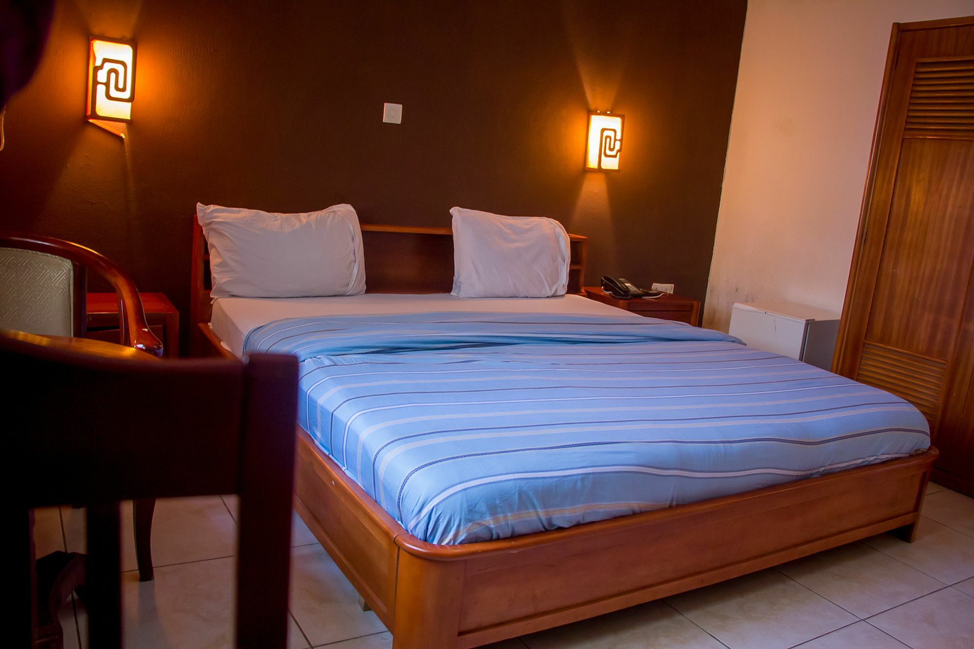 Apollo Hotell Lagos Exteriör bild